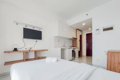 Comfortable And Homey Studio Apartment At Sky House Alam Sutera Hotels near pasar baru sudimara pinang