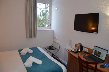 Brit Hotel Caen Hérouville Отели в г. Коломбель