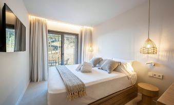 Talaia Plaza Ecoresort