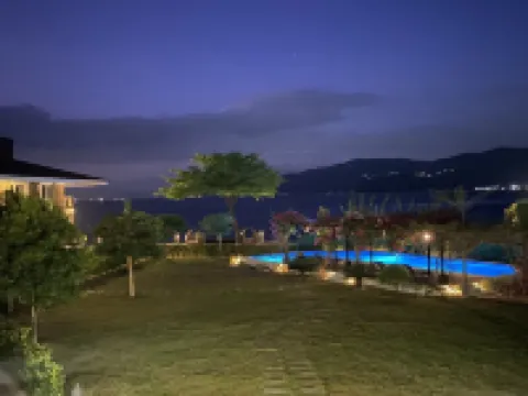 Amor Laut Hotels in Mabini