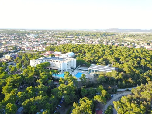 Family Hotel Adria - All Inclusive Hotels in Sveti Filip i Jakov