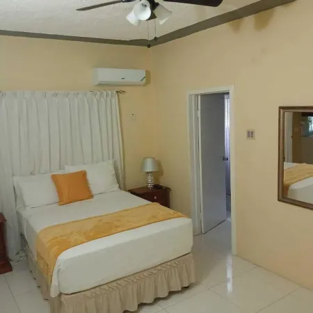 Runtings Hideaway Stay Nomprel Road Negril