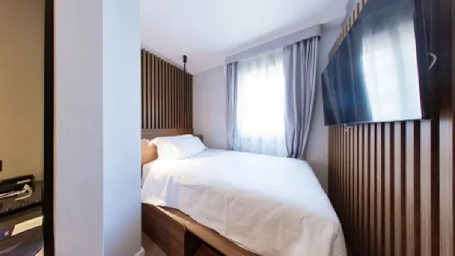 Radisson Blu Ghr Hotel