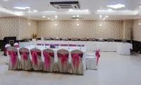 The Avr Hotels & Banquets