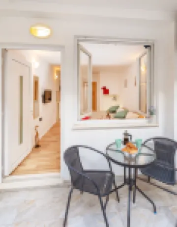 Bis Studio Apartment 3 Hotels in 