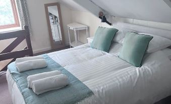 Farmhouse Annex in Saint Ishmael s