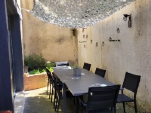 "La Maison 4 /in the Heart of Moissac/ Quiet/ 4 Bedrooms Hotels in Moissac