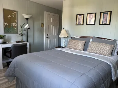 Private Room on Serene Property in Hilo Imiloa Astronomy Center of Hawaii 주변 호텔