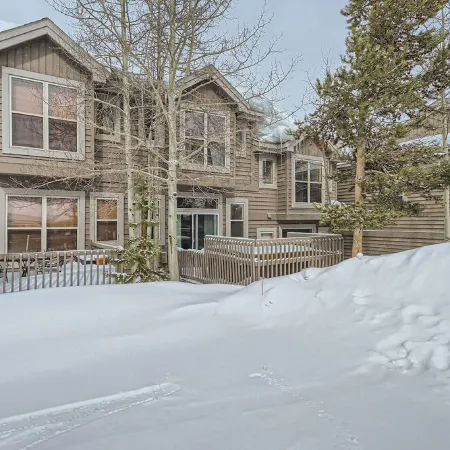 2-BD 3-BDR Ski Cabin