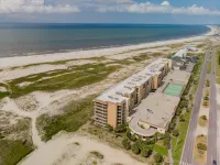 Breathtaking Views and Premier Amenities - Luxurious Coastal Escape
