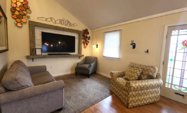 Charming Retreat with Screened Porch and Deck - Cozy Getaway