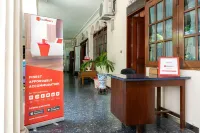 紅多茲飯店-近三寶壟加傑姆戈庫爾 Gajahmungkur住宿飯店