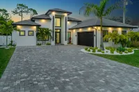 Blue Diamond Beach Home Hotel di Bonita Springs