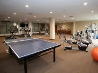 Large Balcony and Access to Pool and Hot Tub - Gorgeous Retreat فنادق في Marblehead