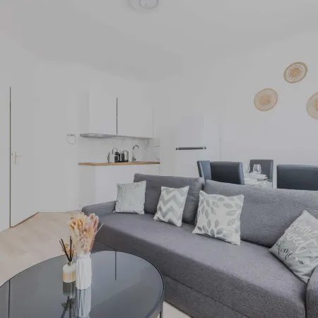 Modern Apartment - 2Br-6P- Levallois-Perret