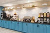 Country Inn & Suites by Radisson, Boise West - Meridian - Frühstück