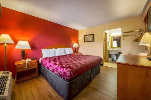 Econo Lodge Hotels in Cherry Hill