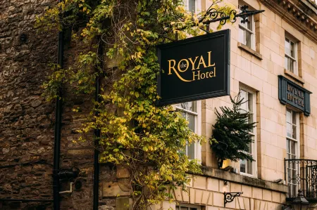 The Royal Hotel Отели в г. Carnforth