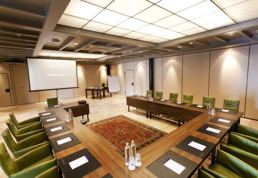 플레처 호텔-레스토랑 데 코렌버스