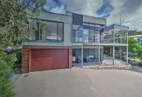 The Bolthole