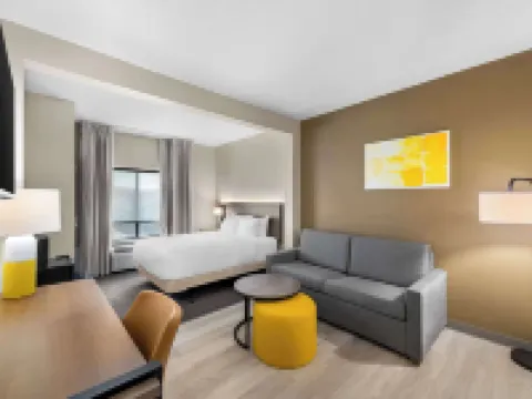 Comfort Suites Hotels in Stevens Point