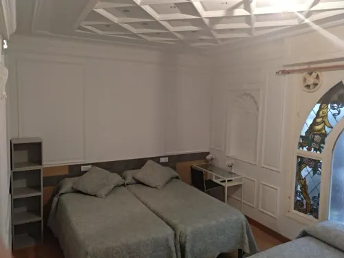 Hostal Rioja Condestable - 3-Star