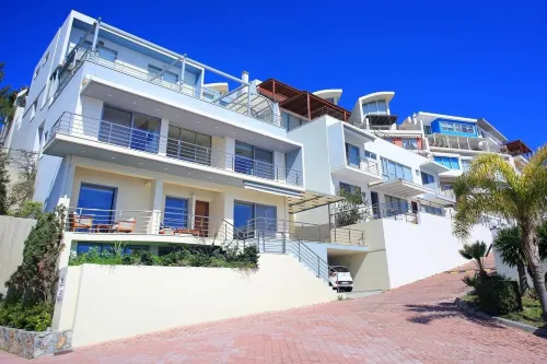 Παραθαλάσσιο σπίτι 4 λεπτά με τα πόδια από ιδιωτική παραλία - Pools