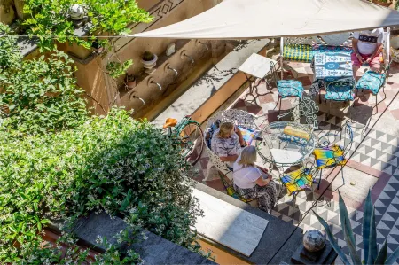 Hotel Emona Aquaeductus