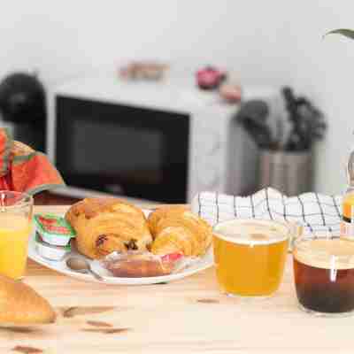 Clos la Verdière Dining/Meeting Rooms