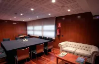 Hotel Europa - Bãi đậu xe
