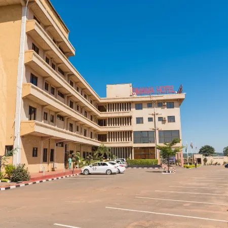 Simama Hotel