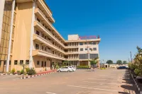 Simama Hotel