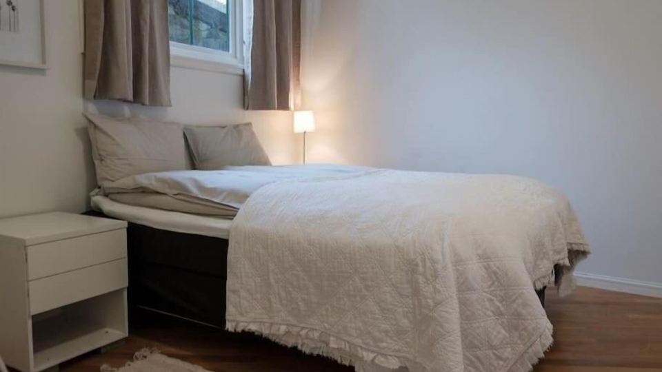 In the Heart of Brosundet! Fully equipped 3 Bed Room Ap