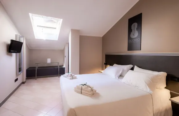 克里莫納大教堂酒店