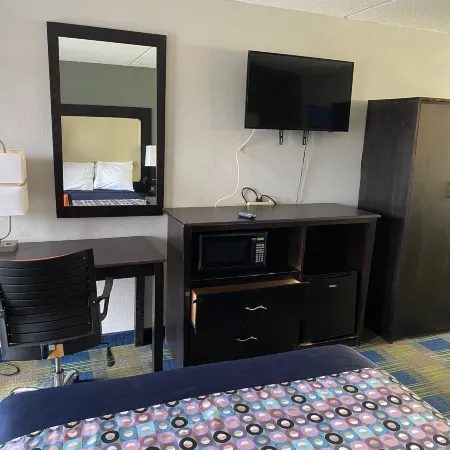 Lotus Inn and Suites Nashville