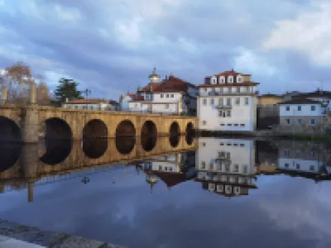 カサ グアルディオン シャベシュのホテル