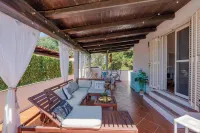 PORTO ROTONDO - Appartamento in Centro, 8 Minuti Da Spiaggia Ira Hotels in Porto Rotondo