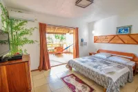 Bamboo Bungalow Resthouse
