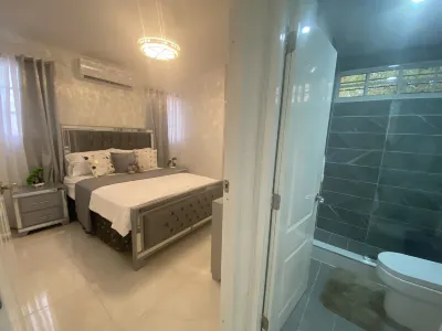 7DR Apt in Prime Location Near Monumental Area Hotels near colmado nuñez