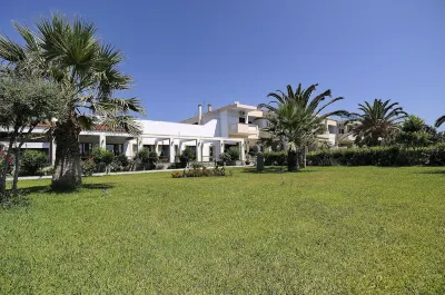 Kalloni Bay Hotels near COOLNET