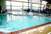 Cabins of Mackinac & Lodge - Swimmingpools