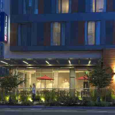 西雅圖貝爾維尤市中心希爾頓花園飯店 Hotel Exterior
