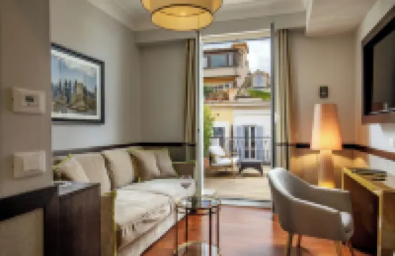 렐라이 럭셔리 코르소 스파냐 주변 호텔