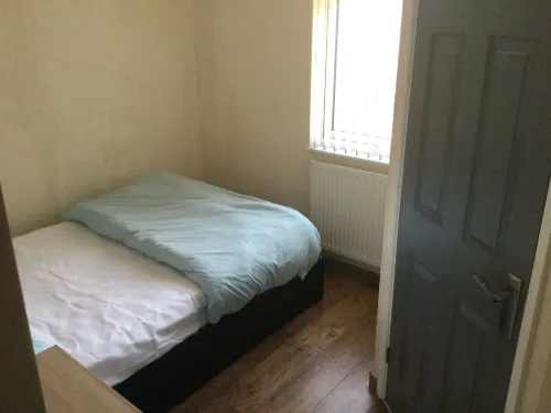 1 Bed - Sleeps 4 - Garden - City Centre - Apartments