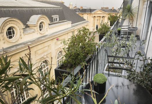 1. 호텔 레 담 뒤..