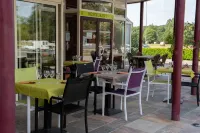 Logis Hôtel l'Escapade - petit déjeuner