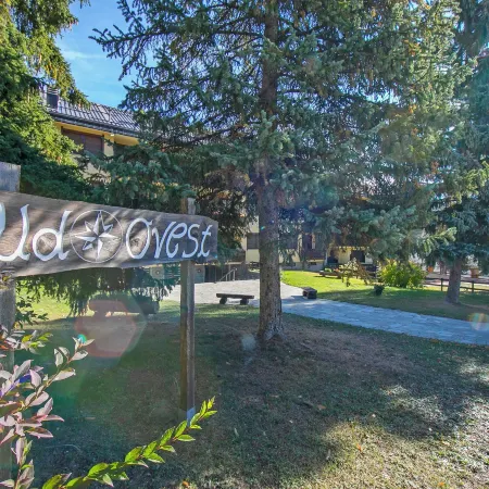 Il Nido di Elda Few Steps from Skiing - Happy Rentals
