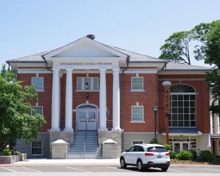 James Pharmacy Bed and Breakfast Hotels in Old Saybrook