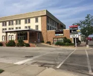 Stearns Hotel - parking