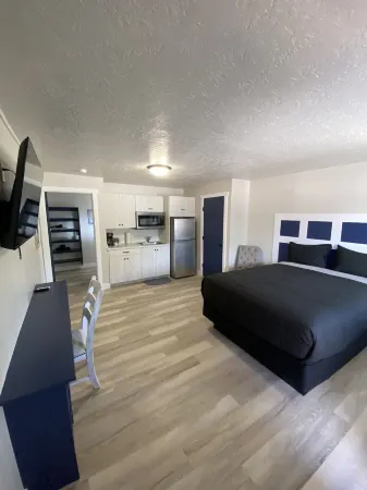 CB&M Executive Suites